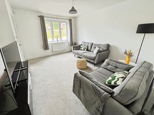 Lounge- click for photo gallery